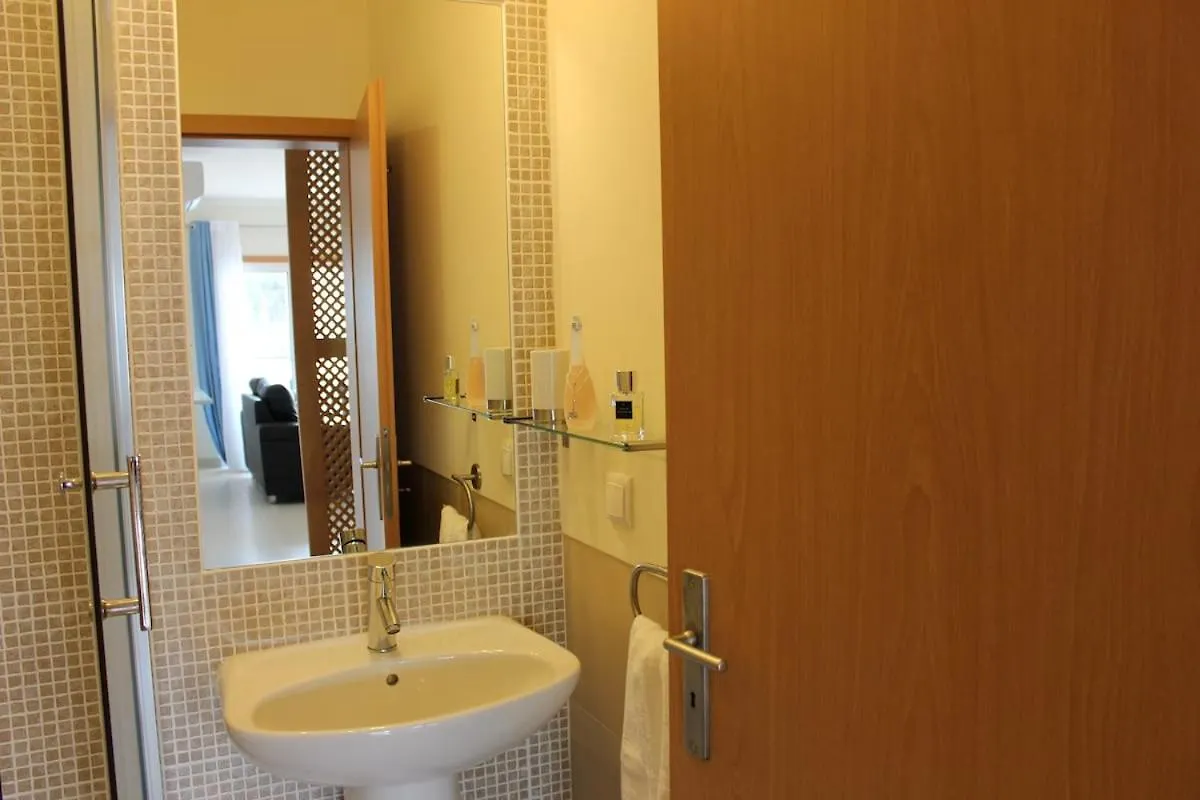 Casa Dos Panache - Fabulous Modern Apartment - Great Location Cabanas De Tavira 0*,